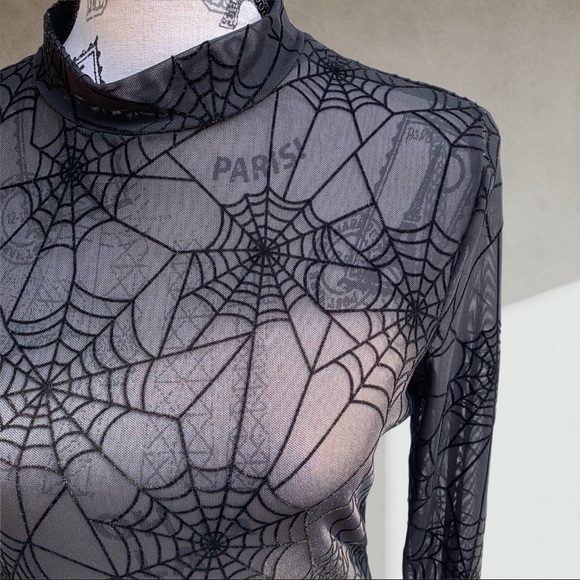 unbranded Tops - Black spider web 🕸 mesh top SMALL